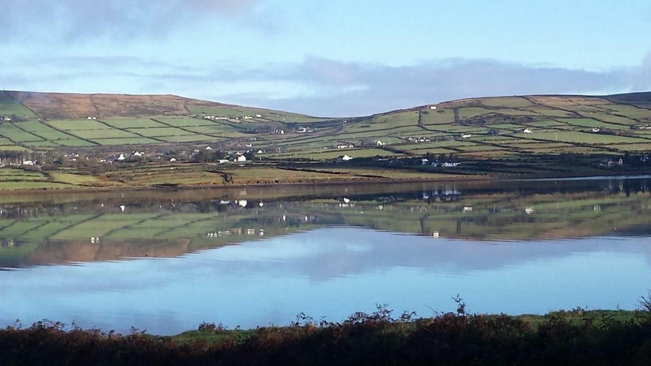 Skellig Port Accomodation - Sea View Rooms Ensuite Portmagee Bagian luar foto