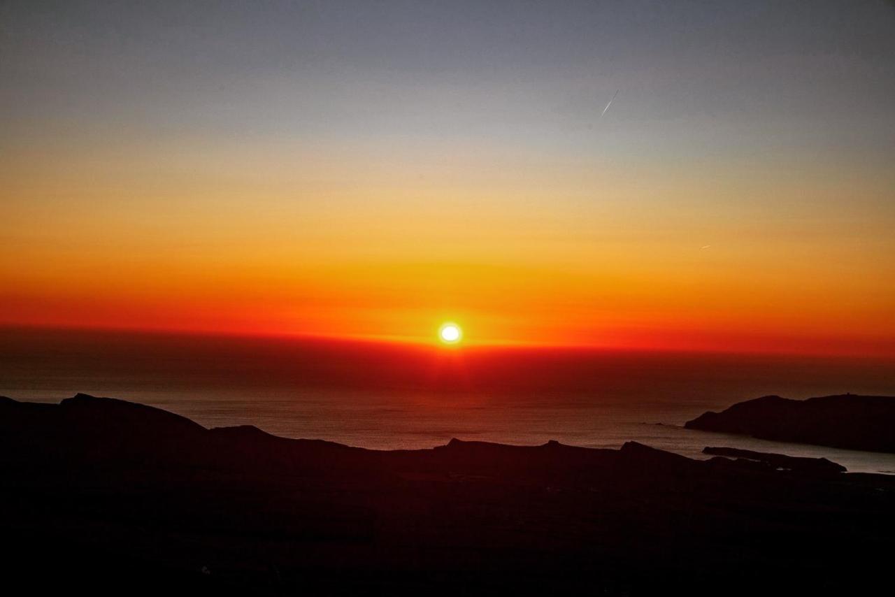 Skellig Port Accomodation - Sea View Rooms Ensuite Portmagee Bagian luar foto